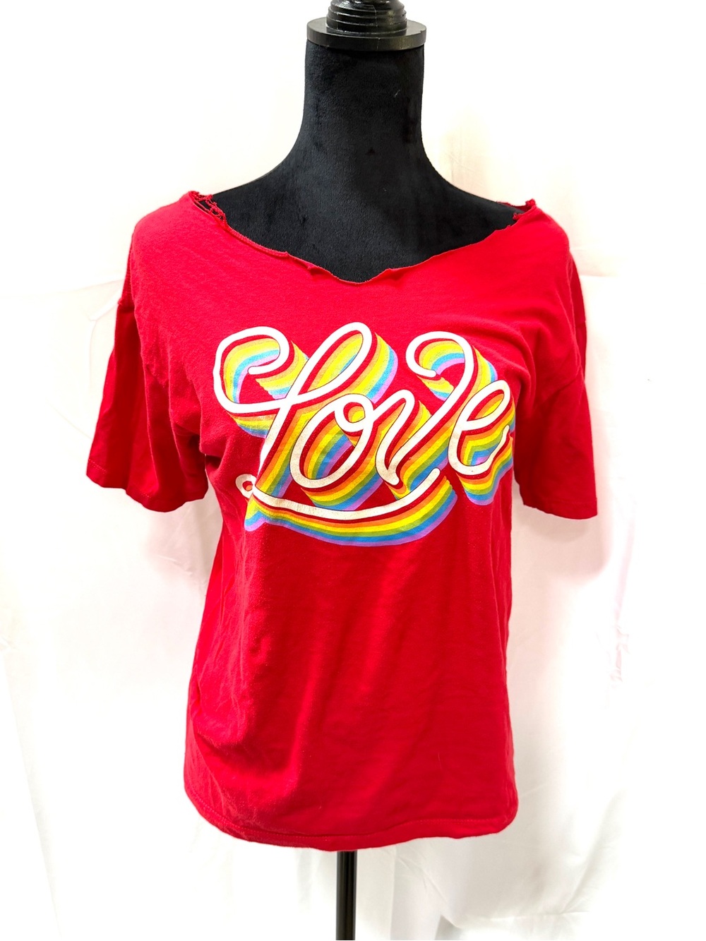 Vivid Red “LOVE” Rainbow Tee, Women’s Sz L, Men’s Size M